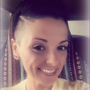 Meet your Posher, Jennifer